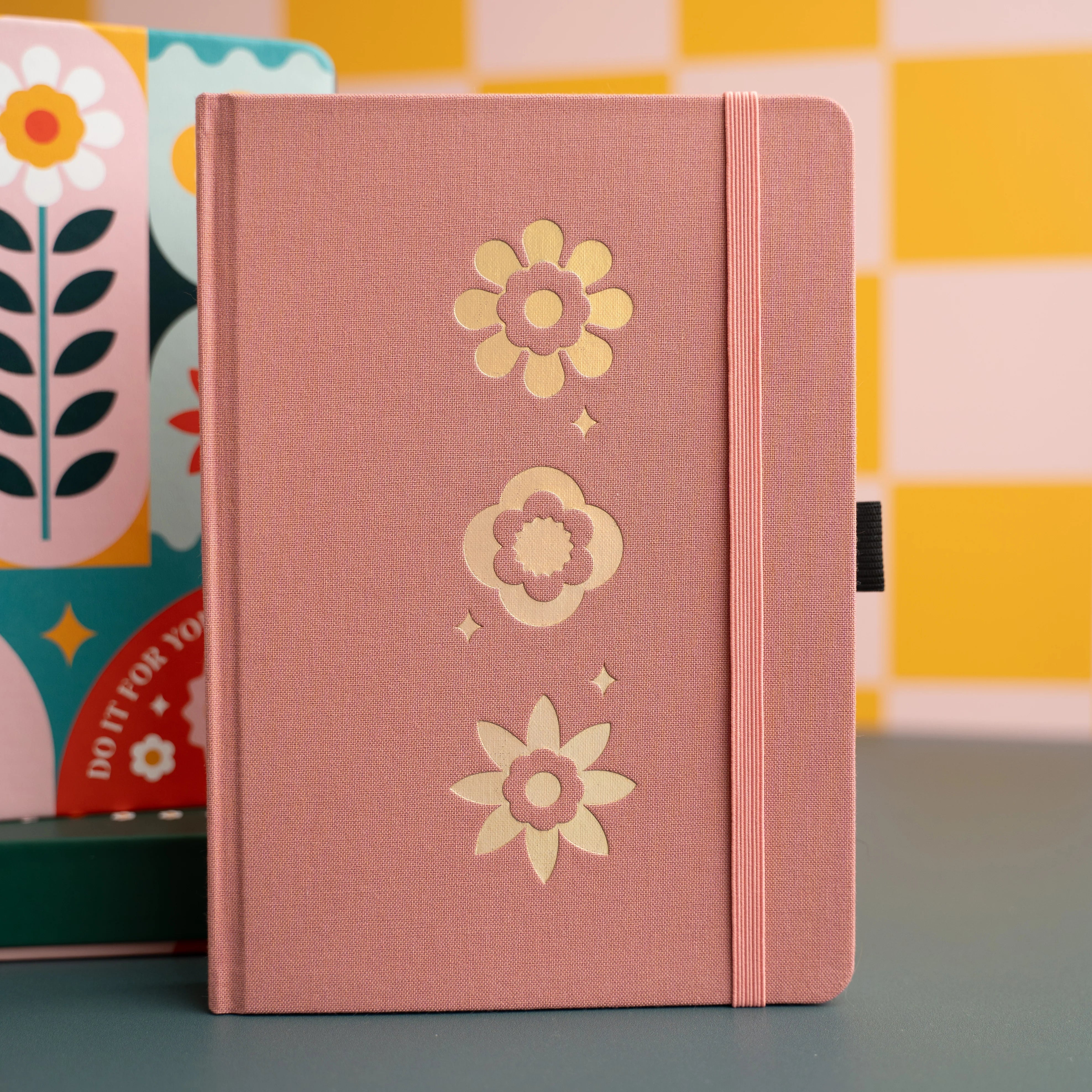 Archer & Olive - B5 Flower Trio Dot Grid Notebook wtih Steffi Lynn-Notitieboek-DutchMills