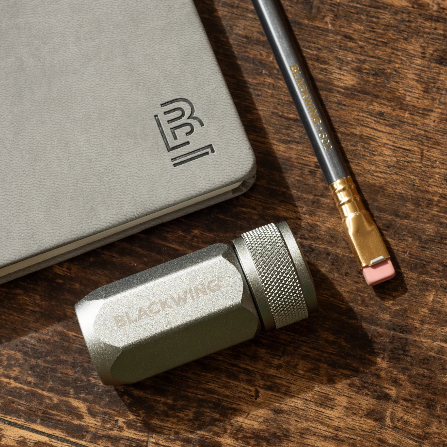 Blackwing - One-Step Long Point Sharpener - Silver-Puntenslijper-DutchMills